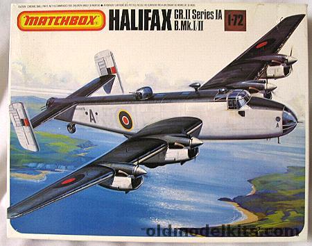 Matchbox 1/72 Handley Page Halifax GRII Series IA / B.MkI/II - 58 Sq Coastal command Wales 1943 / 76 Sq RAF Yorks (P/O Christoper Cheshire's Aircraft) / 10th Sq RAF Yorks 1942, PK-604 plastic model kit